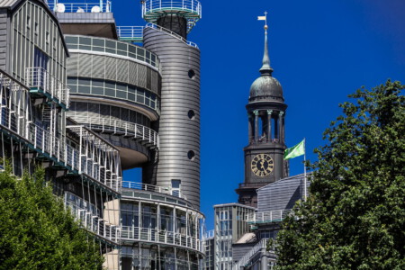 3. Platz: Karl Jäger - Modern und Kirchturm